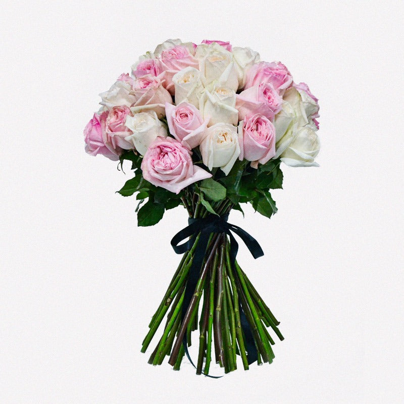 luxury pink rose bouquet for Valentine's Day